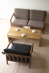 ナラのコの字型ソファテーブル