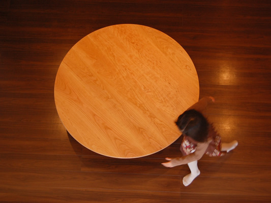 チェリー丸ローテーブル、直径130cm