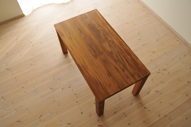 引出付きテーブルの魅力4 無垢の木のオリジナル家具 / カグオカ